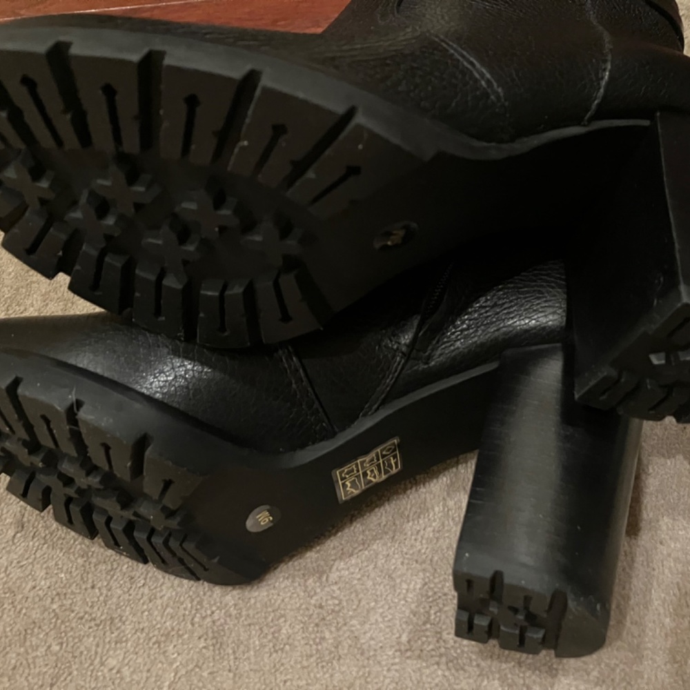 Tory Burch Black Ankle Boots - Picture 6 of 7